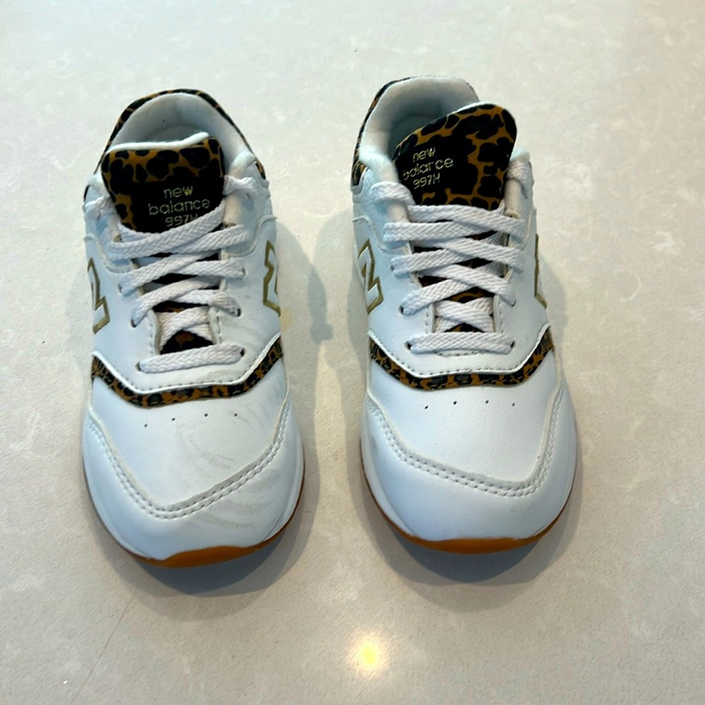 NWT kids New Balance Sneakers
